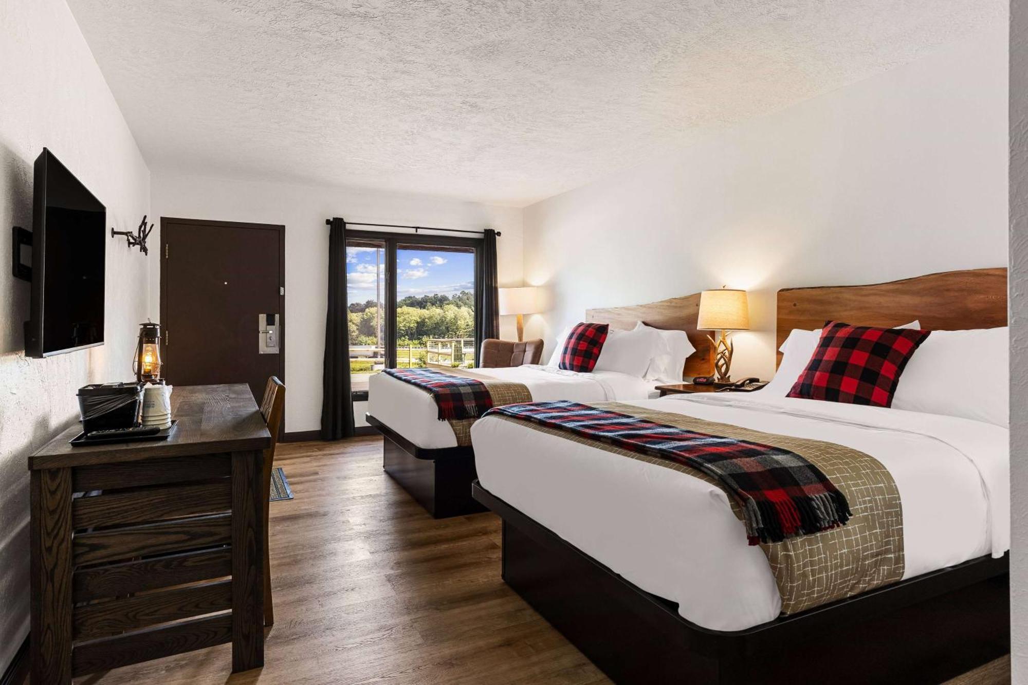 Travelodge By Wyndham Emlenton Екстериор снимка