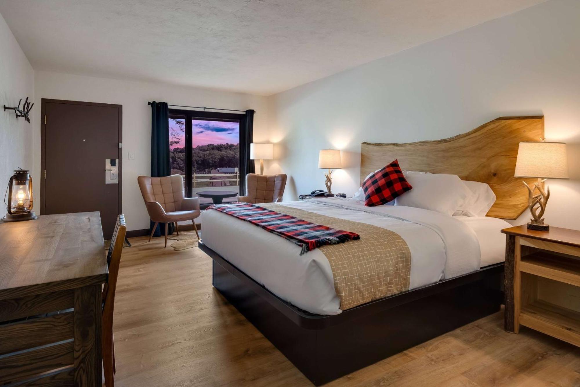 Travelodge By Wyndham Emlenton Екстериор снимка
